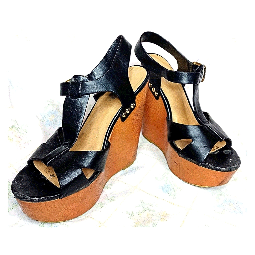 Soda Heeled Sandal Wedges